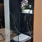 Z Jacuzzi דירה *
