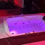 Z Jacuzzi * קולובז'ג