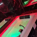 דירה Z Jacuzzi *